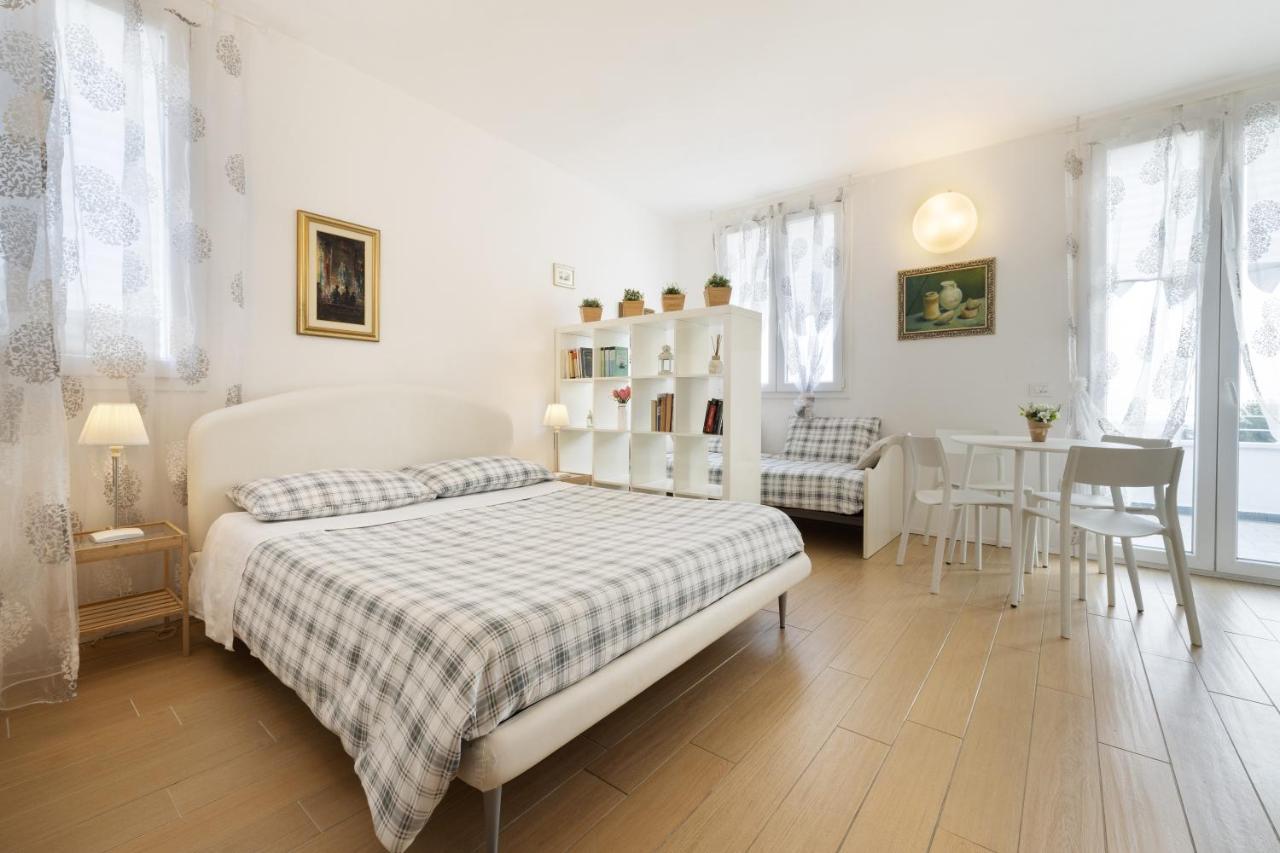B&B Ca Bianca Ventisette Riccione Exterior photo