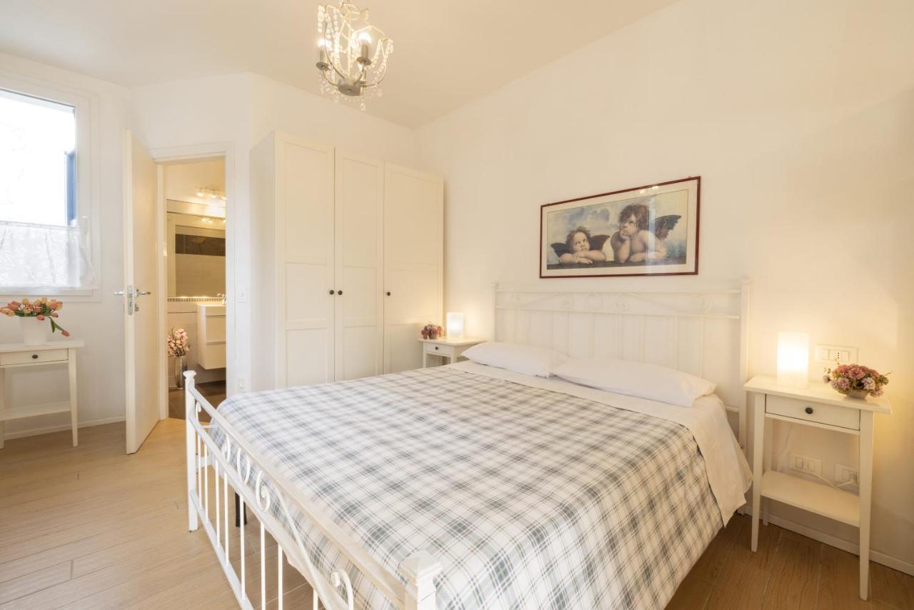 B&B Ca Bianca Ventisette Riccione Exterior photo